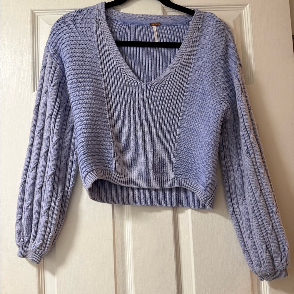 Free People Cable Knit Cropped V-Neck Sweater | Size S